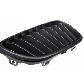 Preview: Sportgrill Kühlergrill Single für BMW 2er F22 / F23 13-21 schwarz/Matt