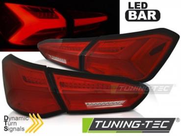 LED Lightbar Rückleuchten für Ford Focus MK4 18-21 Rot/Chrom dynamischer Blinker