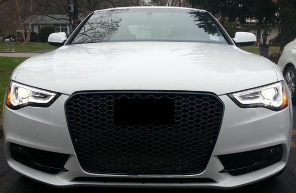 Sportgrill Frontgrill Kühlergrill Wabengrill Passend für Audi A5 S5 12-16 Wabengrill mit Emblemhalter