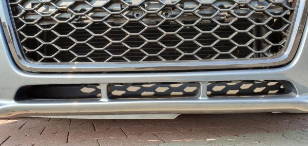 Kühlergrill Wabengrill Front Grill passend für Audi A3 8P NUR für S-Line 05-08