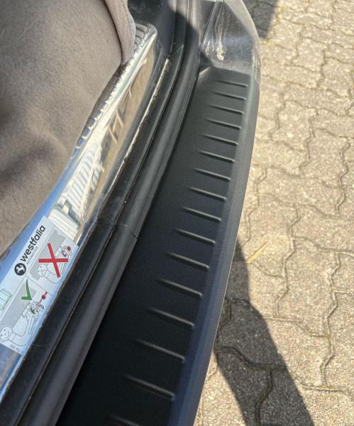 Ladekantenschutz Schwarz für VW T5 alle Modelle