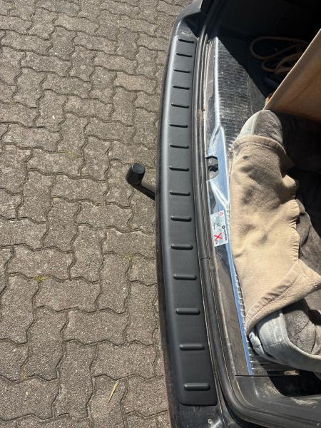 Ladekantenschutz Schwarz ABS Kunststoff für VW T5 alle Modelle