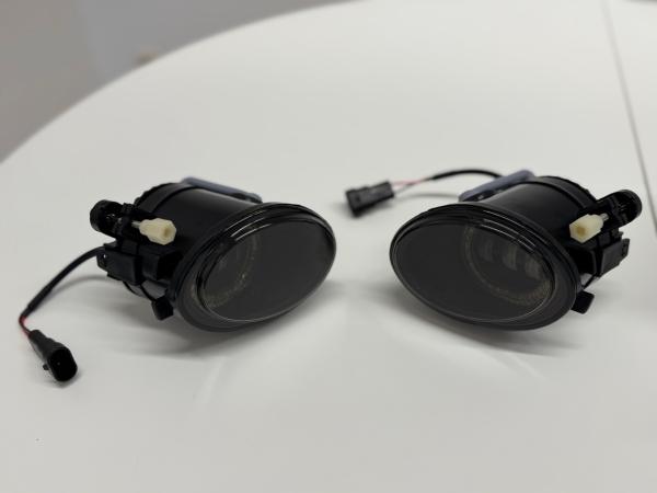 LED Nebelscheinwerfer Set für BMW 5er E39 95-04 , 3er E46 Coupe/Cabrio/Lim/Touring 98-07 schwarz/rauch (M-Paket)