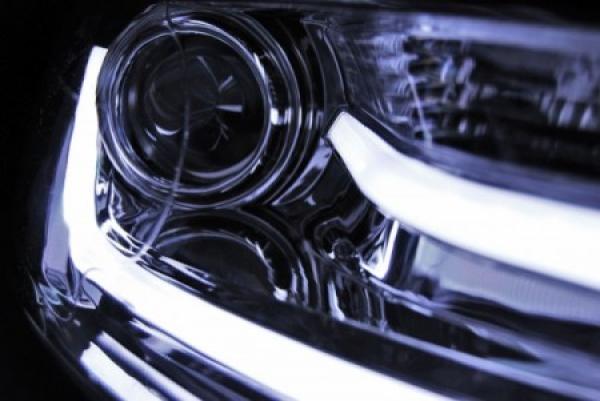 Scheinwerfer LED Tagfahrlicht Optik für VW Jetta 6 Bj. 11-18 Chrom LTI