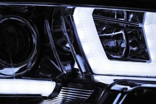 Scheinwerfer DRL LED Tagfahrlicht für VW T5 GP Facelift Bj. 10-15 Chrom